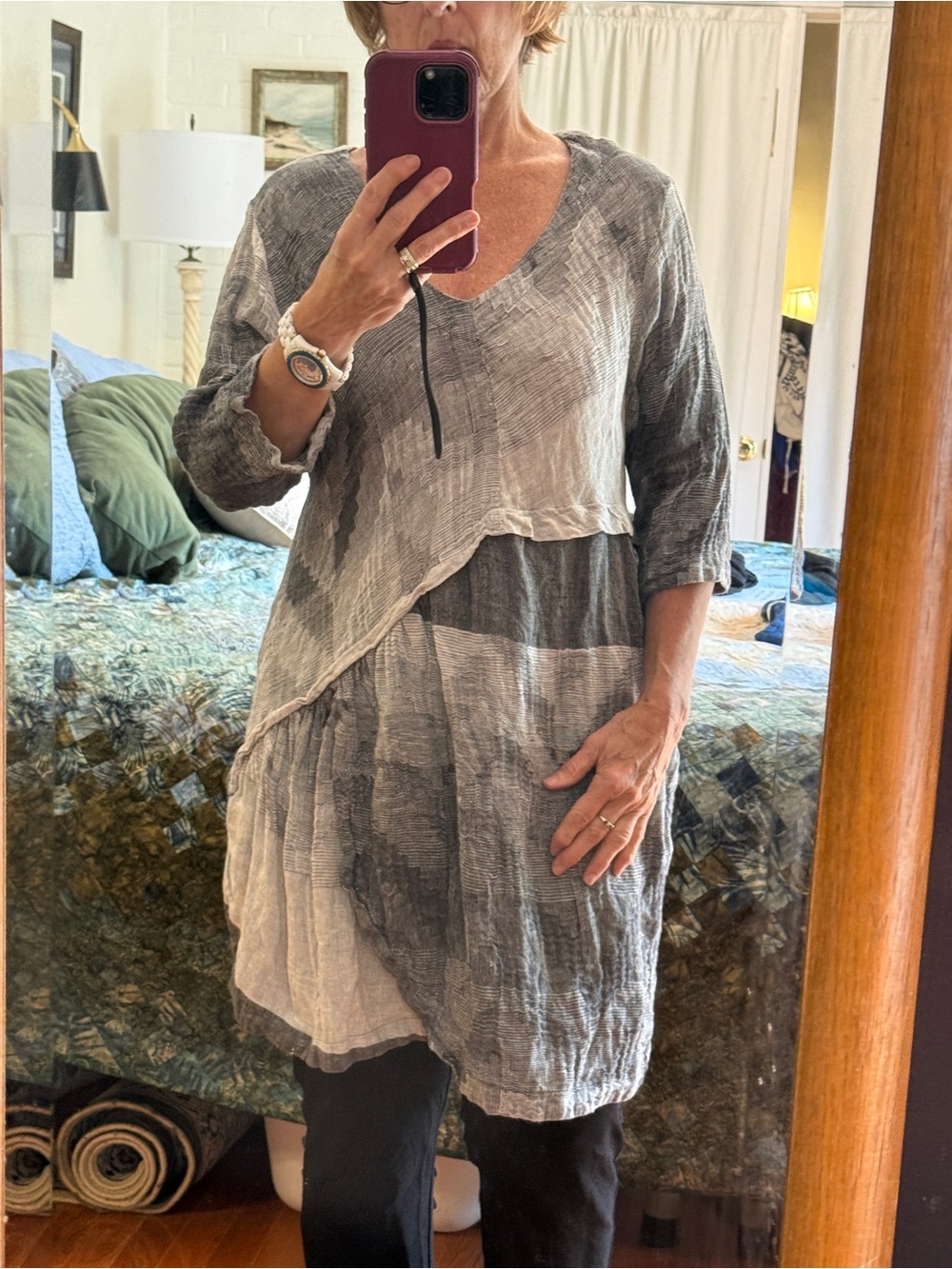 Transparente linen Gray Layered V-Neck Tunic